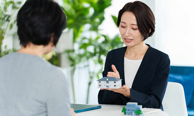 不要な土地を無償譲渡する方法6選!いらない土地を売却する際の注意点を解説